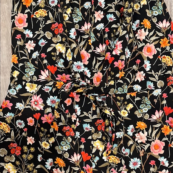 Loft Floral Jumpsuit - Picture 3 of 7